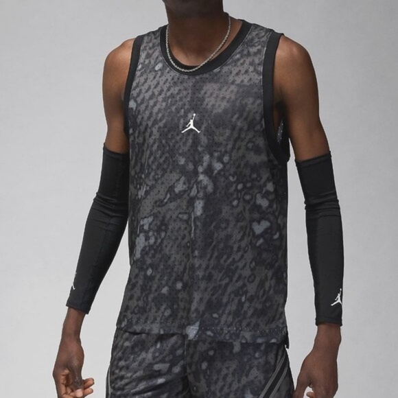 Jordan Mesh Basketball Jersey Black & Gray #23 Size Large NWT - Picture 1 of 12